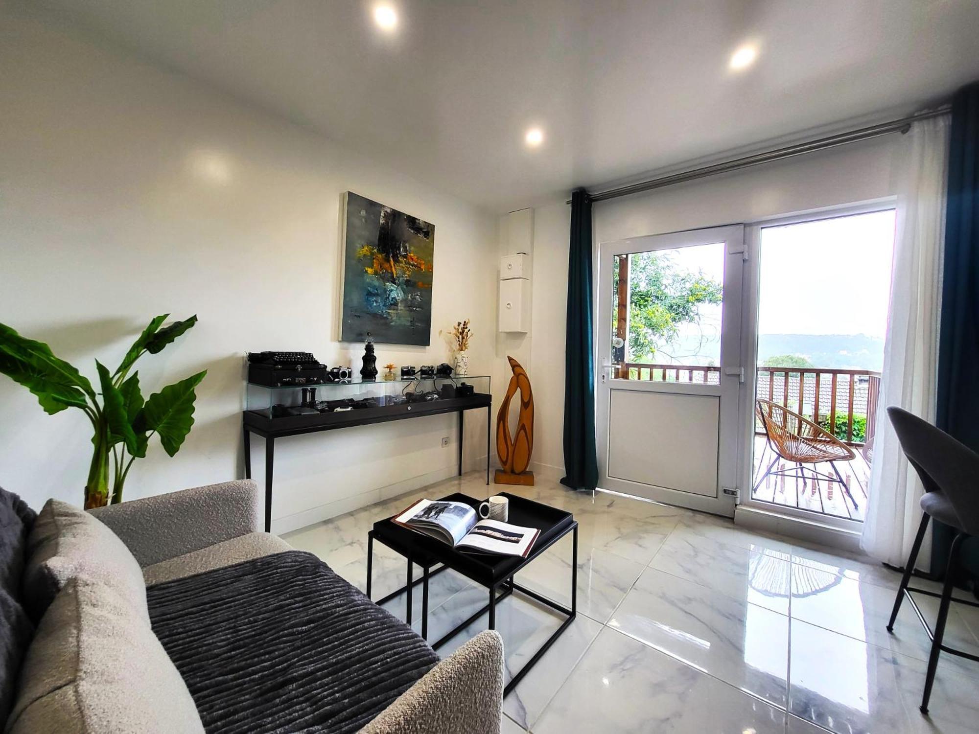 Le Bellevue - Beaux Appartements Avec Vue Splendide Palaiseau Exterior photo